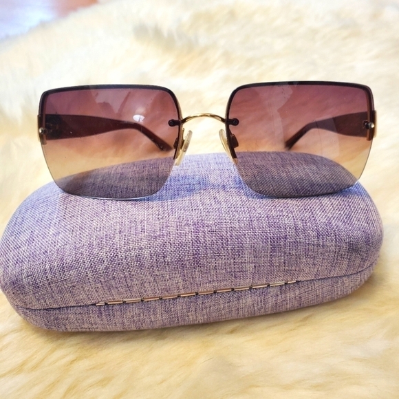 CHANEL Gold Frame Sunglasses with Brown Lenses - Picture 1 of 8
